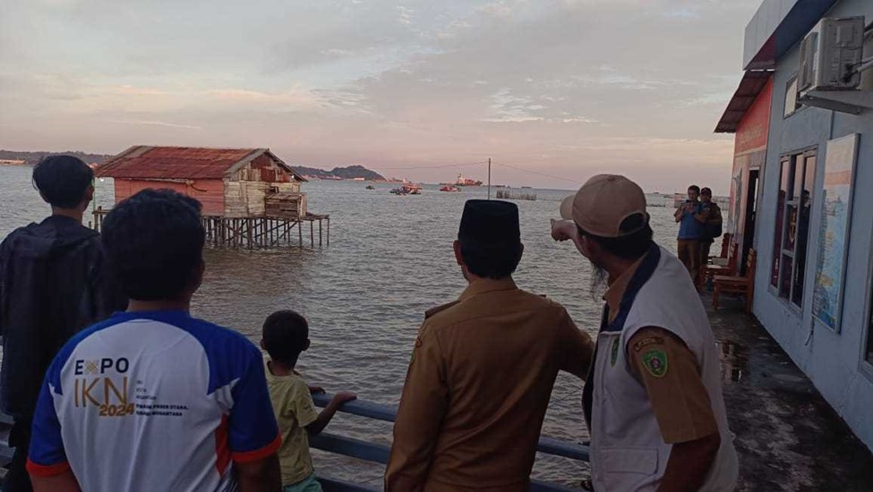 Waris Muin Tinjau Lokasi Tenggelamnya KMP Muchlisa. (Ist)