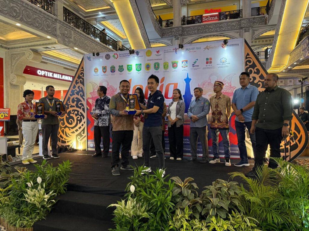 Kalsel Sabet Juara Stand Terbaik di Jogja Kreatif Expo 2025. (Ist)