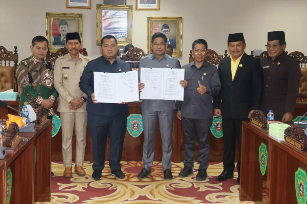 Rapat Paripurna DPRD Kabupaten Penajam Paser Utara (PPU). (Ist)