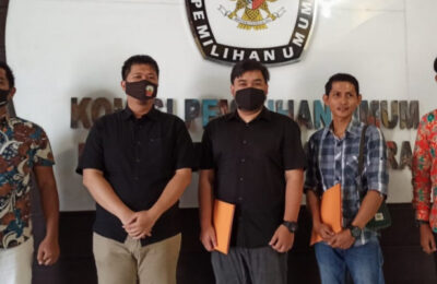 Komisi Pemilihan Umum (KPU) Kutai Kartanegara (Kukar) mengumumkan hasil verifikasi administrasi. (R Zulkarnain F - Hello Borneo)