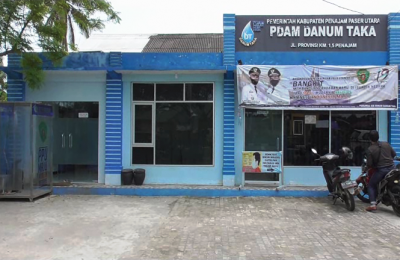 Kantor Perumda Danum Taka