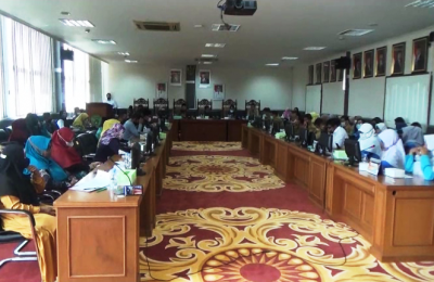 RDP DPRD PPU Bersama Guru Paud dan Disdikpora PPU