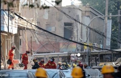 Tim penyelamat mencari lokasi kecelakaan ledakan gas di sebuah restoran di China pada 21 Oktober 2021. Ledakan juga terjadi di laboratorium di Universitas Aeronautika dan Astronautika Nanjing, China timur pada 24 Oktober 2021.(Foto: AFP)
