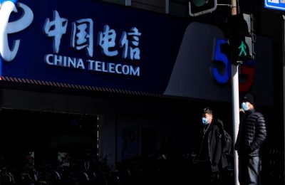 Logo China Telecom terlihat di Shanghai, China 8 Januari 2021. (Foto: REUTERS/Aly Song)