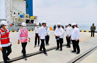 Presiden Joko Widodo meresmikan Terminal Multipurpose Wae Kelambu Pelabuhan Labuan Bajo. (Ist)