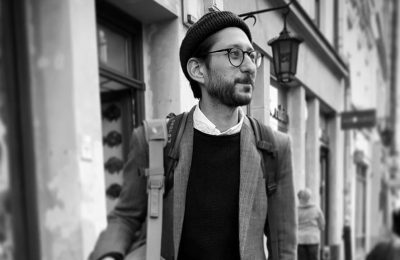 Jurnalis AS, Danny Fenster dalam sebuah foto yang diambil di Krakow, Polandia. Foto tersebut dirilis oleh saudaranya Bryan Fenster. Fenster kini masih ditahan di Myanmar (Foto: Bryan Fenster via AP).