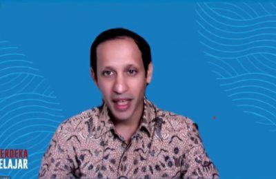 Mendikbudristek Nadiem Makarim akan berdialog dengan sejumlah organisasi untuk menyerap aspirasi terkait Permendikbud 30. (VOA/screenshot)