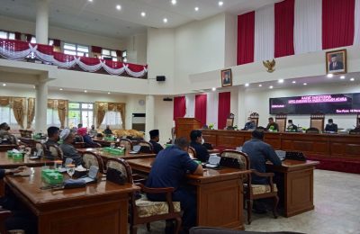 Paripurna penetapan perubahan Propemperda Kabupaten Paser 2021, Gedung Baling Seleloi, Selasa (16/11/2021). (TBS)