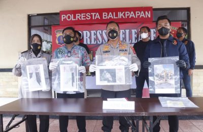 Pers riles Polresta Balikpapan kasus tambang ilegal. (David Purba)