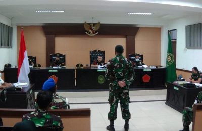 Sidang Putusan Perkara pembunuhan berencana dengan terdakwa Praka M Abdul Muthalib, di Pengadilan Militer I-07 Balikpapan. Selasa (23/11). (Ist)