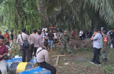 Pertambangan Emas Tanpa Izin (PETI) atau illegal mining di Desa Samurangau, Kecamatan Batu Sopang, Kabupaten Paser. (TBS)