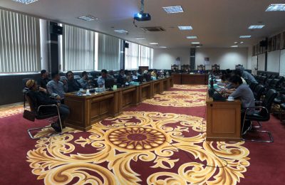 Rapat Badan Musyawarah (Banmus) di ruang rapat lantai 3 kantor DPRD Kabupaten PPU. (ESY)