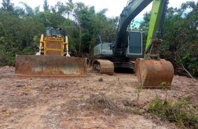 Alat berat untuk melakukan pertajmbangan. (Ist)