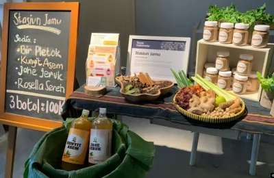 "Stasiun Jamu" aktif memperkenalkan berbagai produk jamu (dok. pribadi)