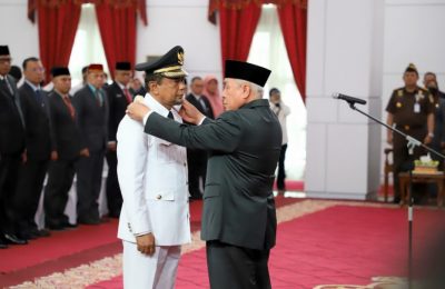 Gubernur Kaltim, Isran Noor melantik Hamdam Pongrewa sebagai Bupati PPU. (Ist)