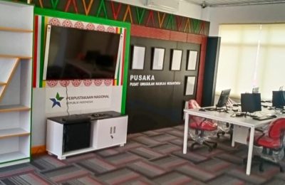 Bantuan dari Perpustakaan Nasional (Perpusnas) RI berupa fasilitas pelayanan baru. (Ist)