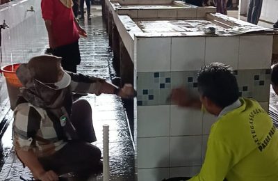 Pasar Adaro dibersihkan untuk kenyamana. (Ist)