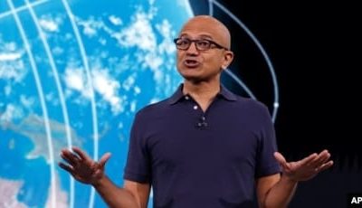 CEO Microsoft, Satya Nadella berbicara di Seattle, Washington (foto: dok).