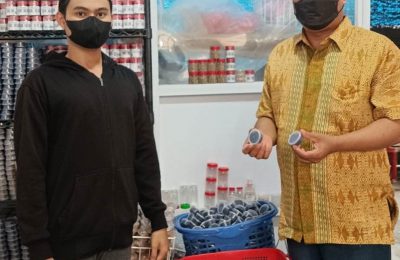 Proses pengecekan untuk memperoleh sertifikası halal. (Ist)