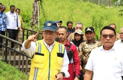 Bupati PPU Hamdam Pongrewa dampingi Kepala Kantor Staf Presiden (KSP) Moeldoko. (Ist)