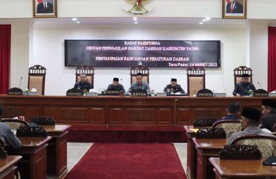 Rapat Paripurna DPRD Kabupaten Paser. (Ist)