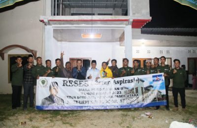 Ketua DPRD Kabupaten PPU, Syahruddin M Noor bersama konstituen. (Ist)
