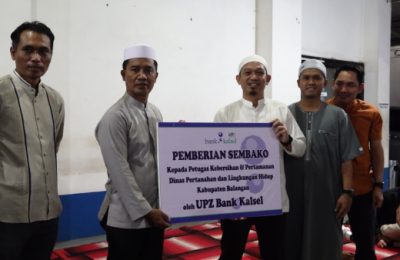 Bank Kalsel Cabang Paringin serahkan paket sembako. (Ist)