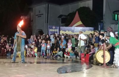 Kegiatan Festival Bagarakan Sahur atau membangunkan warga. (Ist)