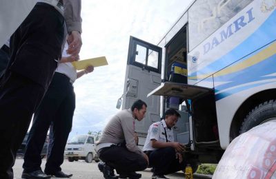 Ramp Check Bus Damri di Tanjung Selor. (Ist)