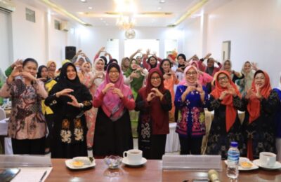 Kegiatan Peningkatan Partisipasi Perempuan Di Bidang Politik, Hukum, Sosial Dan Ekonomi berlangsung di Hotel IKA Penajam, Kamis (13/7/2023). (Ist)