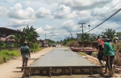 Pengerjaan proyek di Tanah Grogot Kabupaten Paser. (Ist)