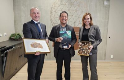 Executive Vice President Space and Surveillance, Harald Aaro, menerima kunjungan Menteri Kelautan dan Perikanan (KP) Sakti Wahyu Trenggono membahas kerja sama teknologi guna memperkuat implementasi ekonomi biru di Indonesia. (Ist)
