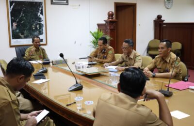 Rapat tindak lanjut absensi fingerprint. (Ist)