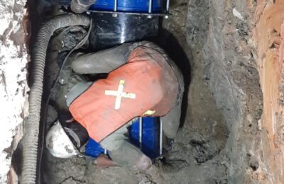 Perumda Tirta Manuntung Balikpapan Respon Cepat Tangani Tangani Kebocoran Pipa. (Ist)