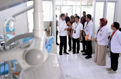 Presiden Joko Widodo melakukan peninjauan fasilitas kesehatan di RSUD dr. Abdul Rivai, Kabupaten Berau. (Ist)