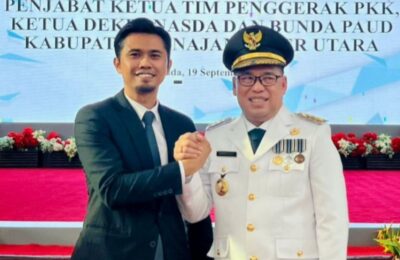 Anggota DPRD Kabupaten PPU, Muhammad Bijak Ilahmdani herfoto bersama Makmur Marbun. (Ist)