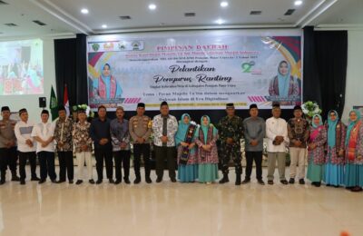 Pelantikan pengurus Badan Koordinasi Majelis Ta'lim Masjid - Dewan Masjid Indonesia (BKMM-DMI) se-PPU. (Ist)